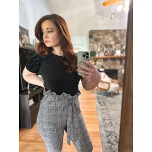 NWT Boohoo Paperbag Waist Pants